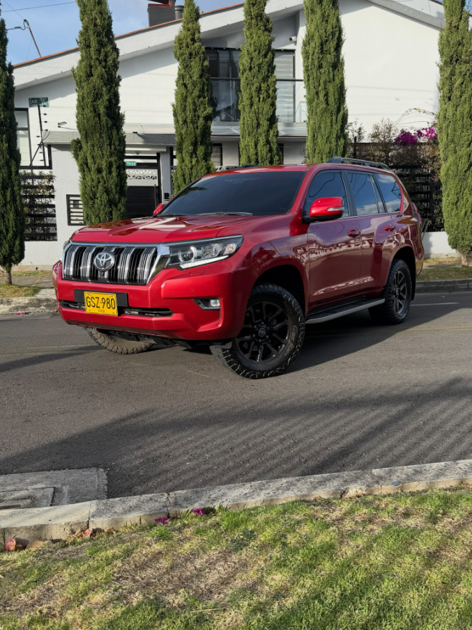 Toyota Prado VX Diésel 2020 — foto 1